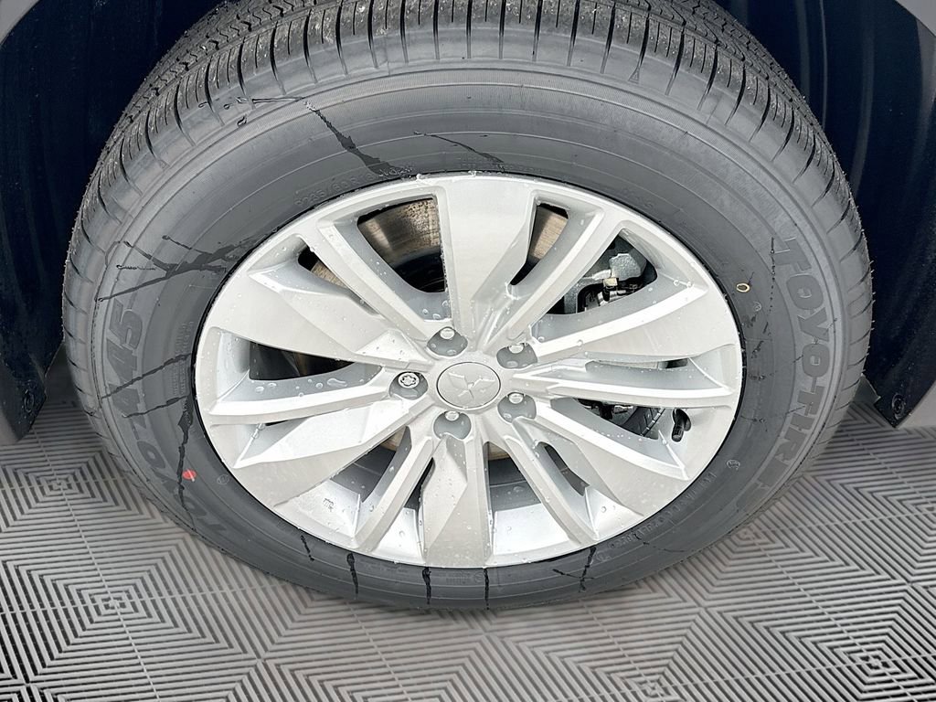 New 2026 Mitsubishi Outlander ES image 31