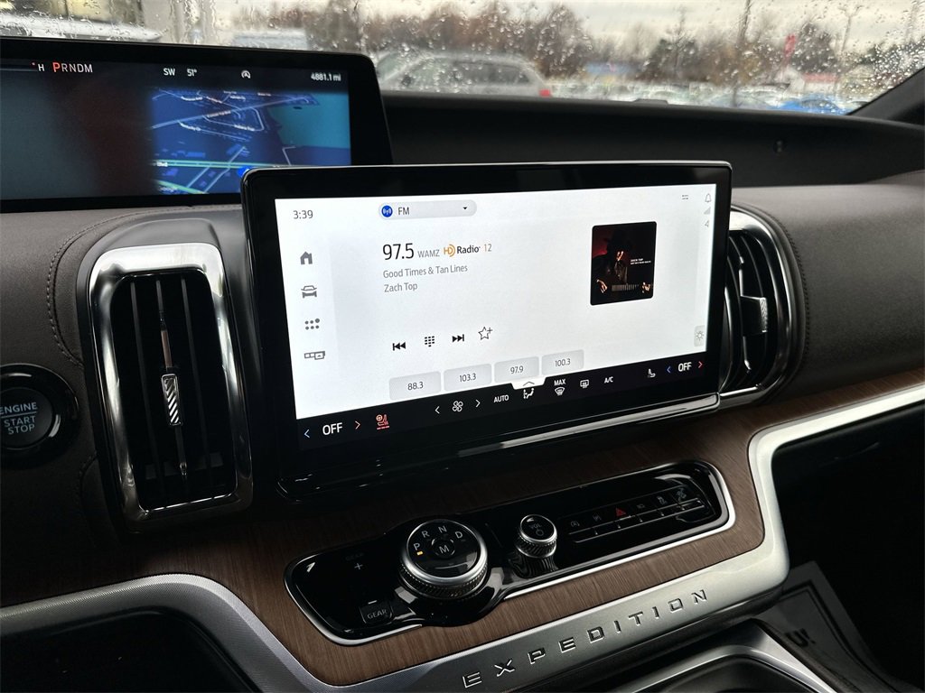 Used 2025 Ford Expedition Max King Ranch image 16