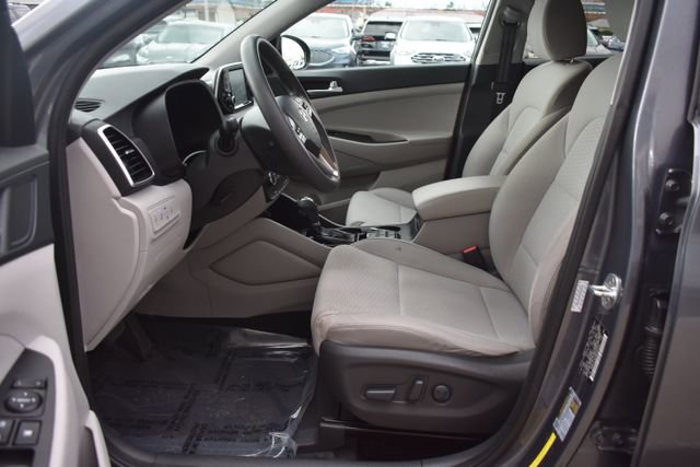 Used 2021 Hyundai Tucson Value w/ Cargo Package image 16