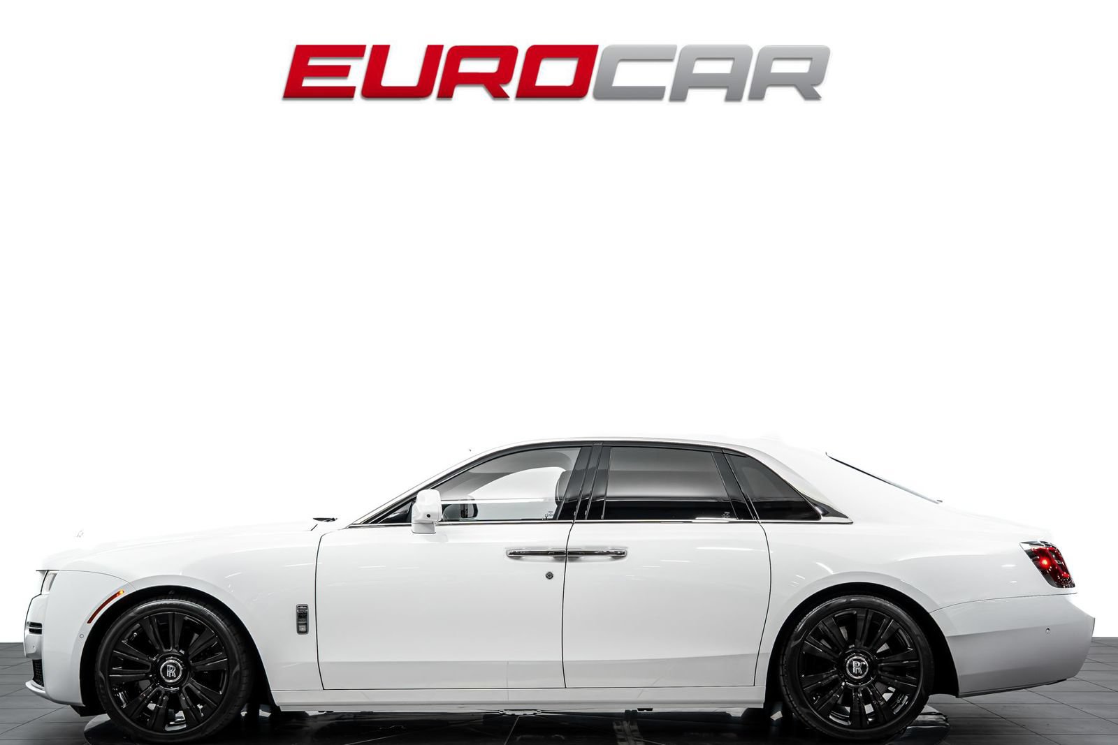 Used 2021 Rolls-Royce Ghost AWD/4WD image 2