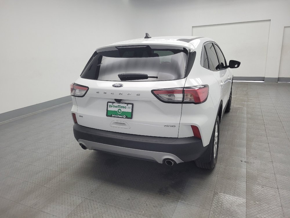 Used 2022 Ford Escape SE image 7