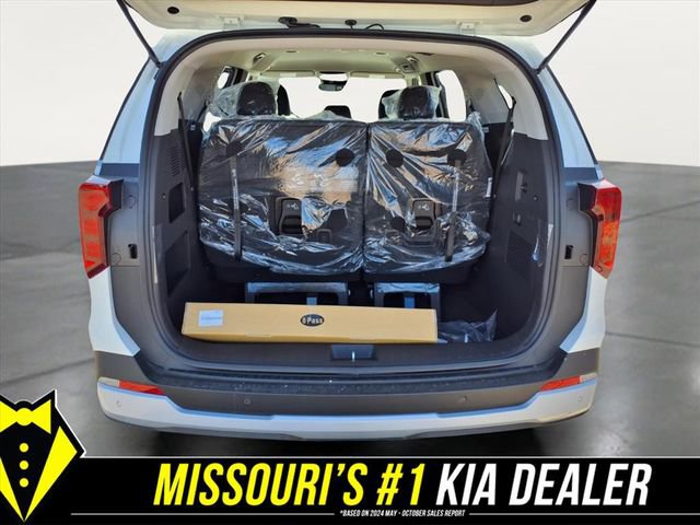 New 2026 Kia Carnival FWD image 15