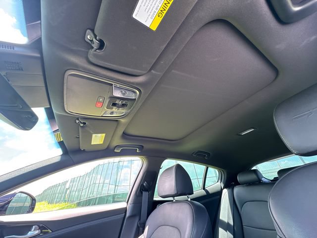 Used 2023 Kia Stinger GT-Line w/ Sun & Sound Package RWD image 15