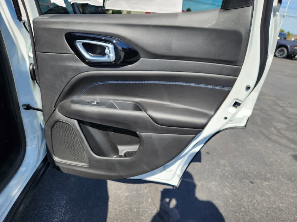 New 2026 Jeep Compass Limited AWD/4WD image 13