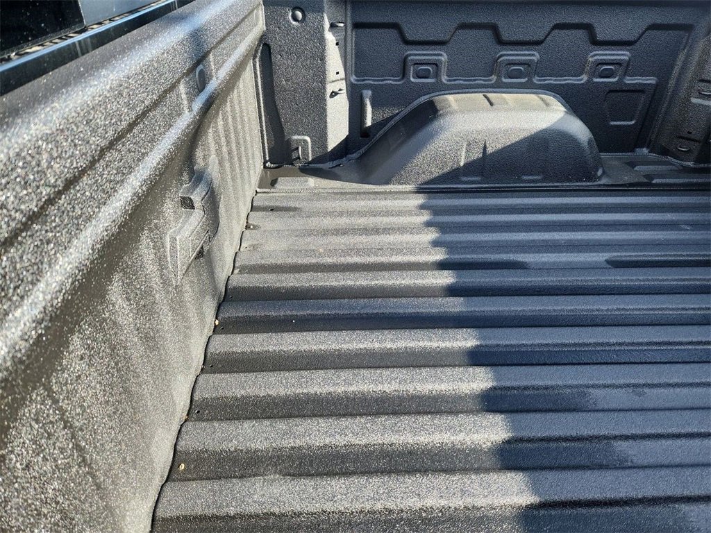 Used 2026 Chevrolet Silverado 1500 ZR2 image 36