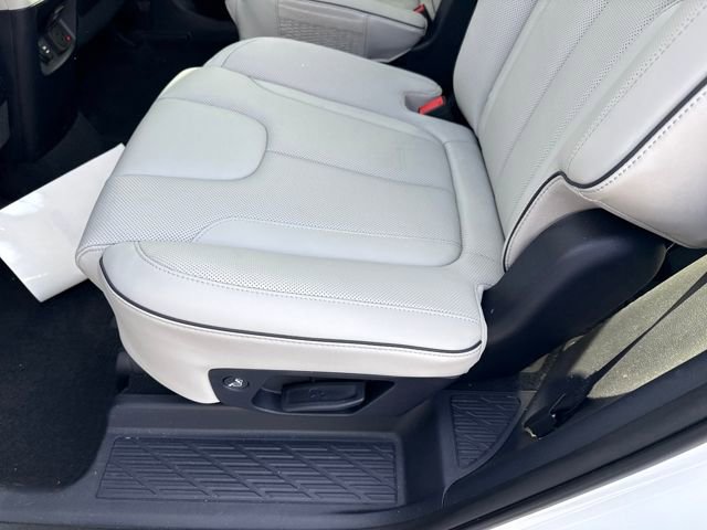 Used 2025 Hyundai Palisade Calligraphy image 20