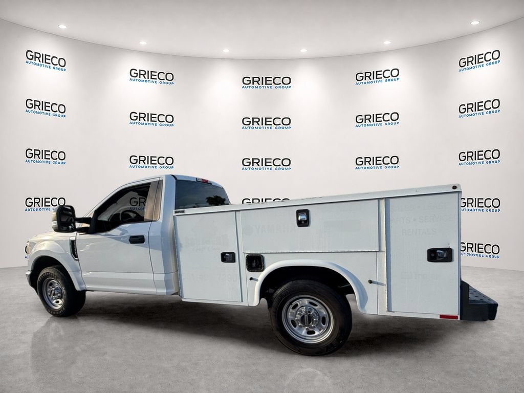Used 2020 Ford F250 XL w/ Power Equipment Group RWD image 5