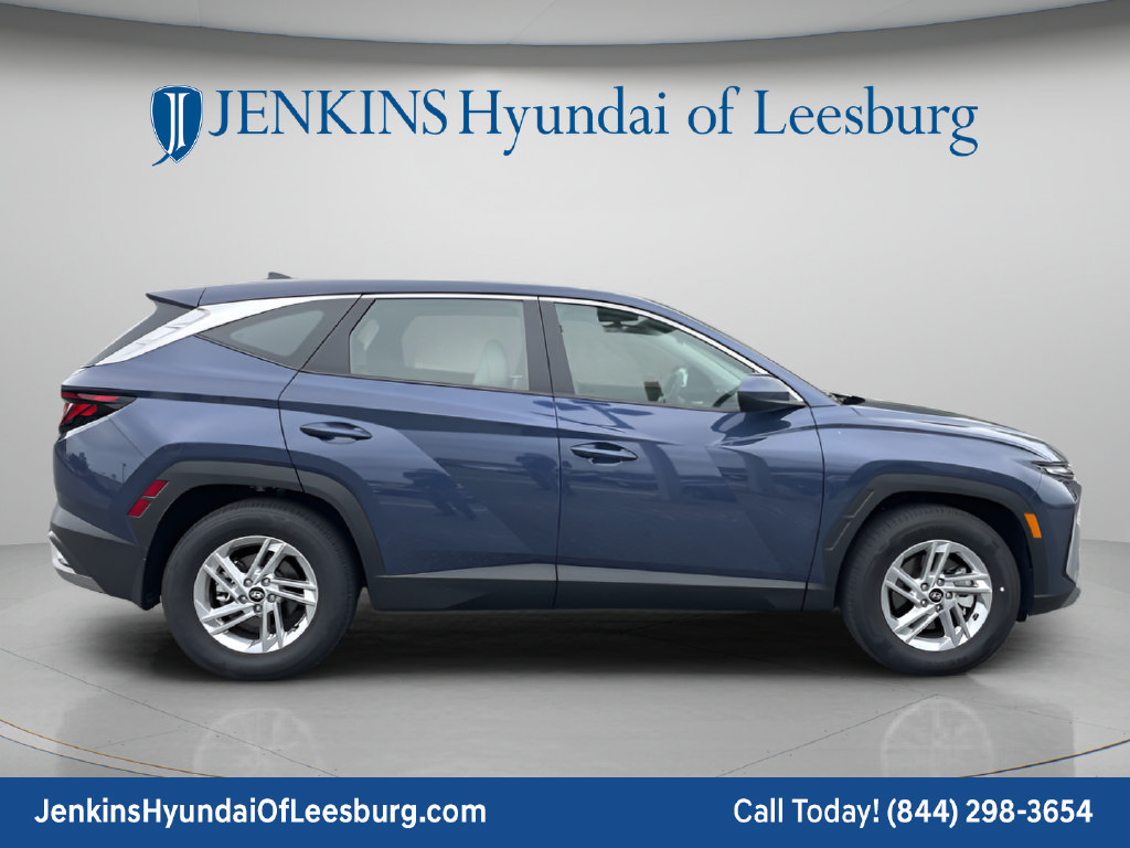 New 2026 Hyundai Tucson SE FWD image 2