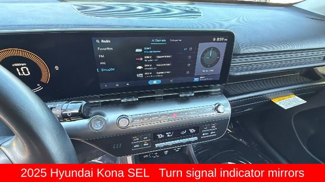 Used 2025 Hyundai Kona SEL image 15