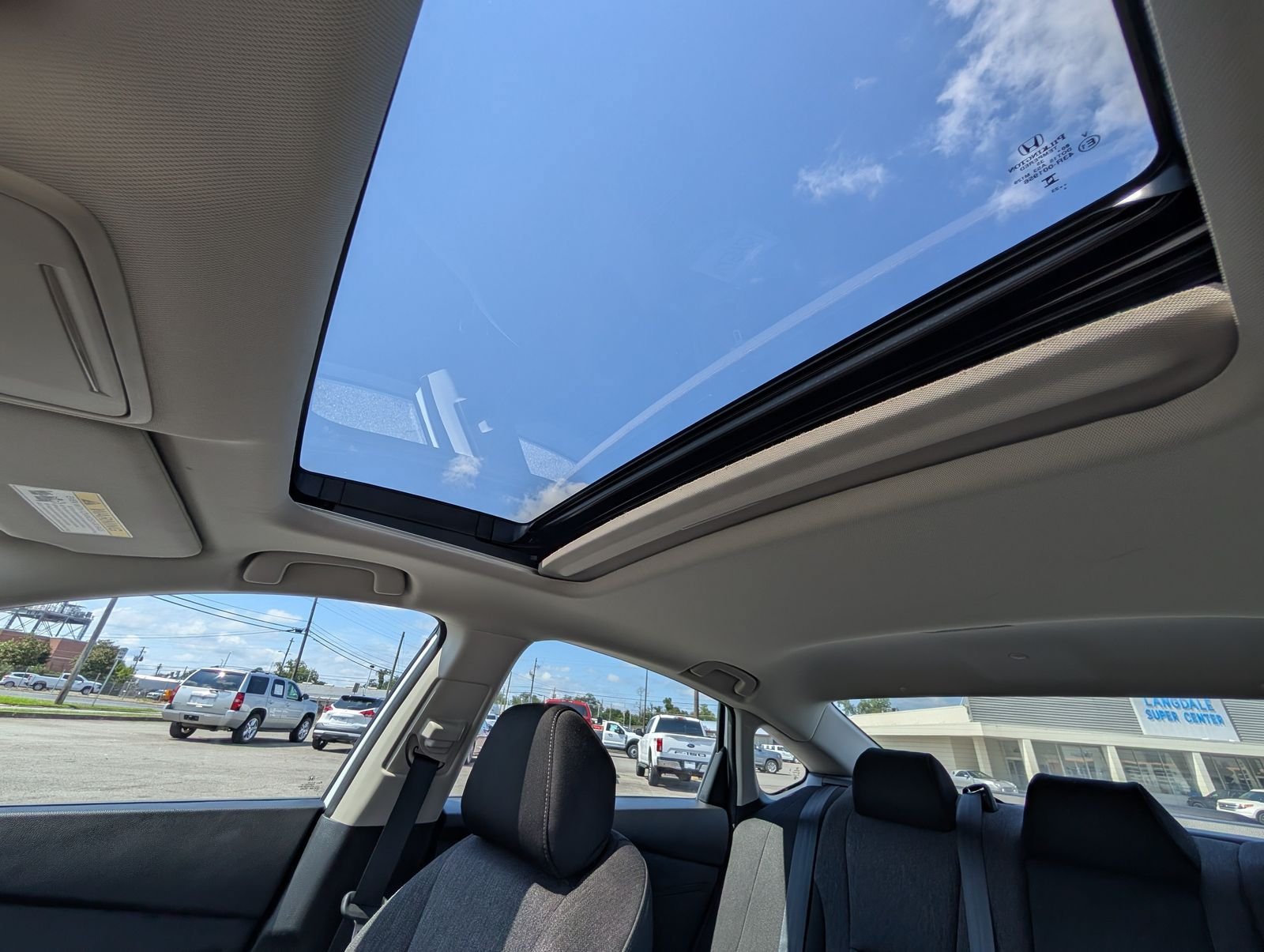 Used 2023 Honda Accord EX image 14