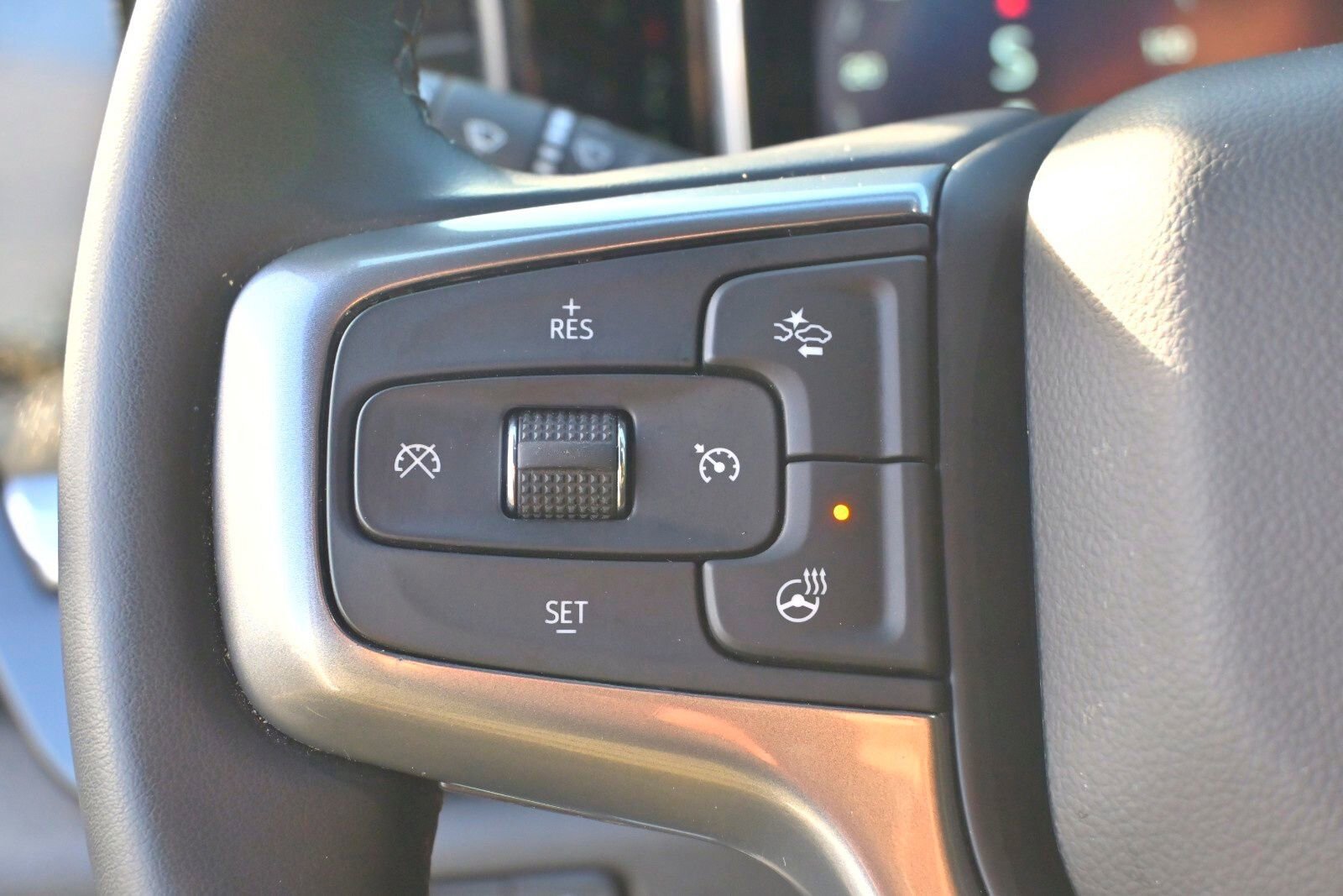 Used 2024 Chevrolet Silverado 2500 LT image 31