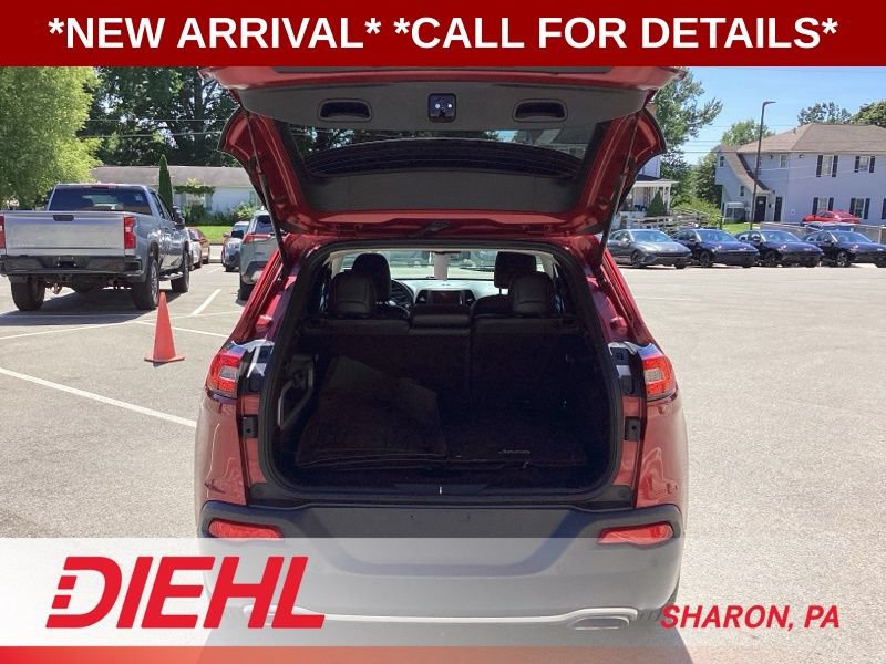 Used 2017 Jeep Cherokee Limited AWD/4WD image 10