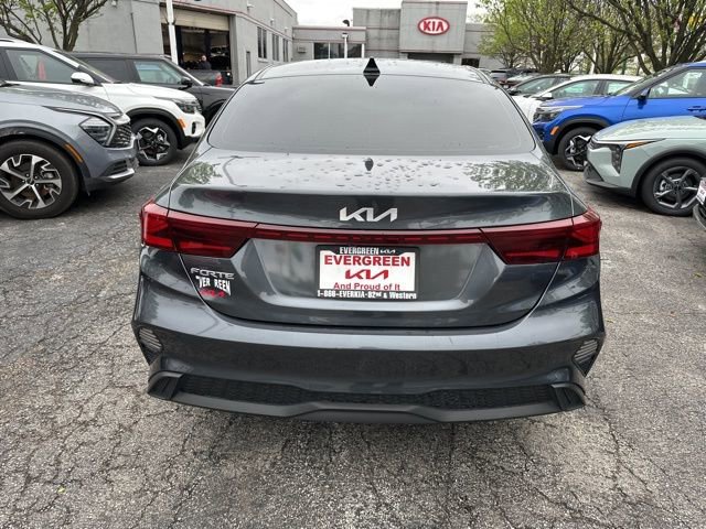 Used 2024 Kia Forte LXS FWD image 5