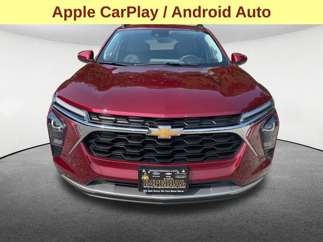 Used 2025 Chevrolet Trax LT w/ LT Convenience Package FWD image 5