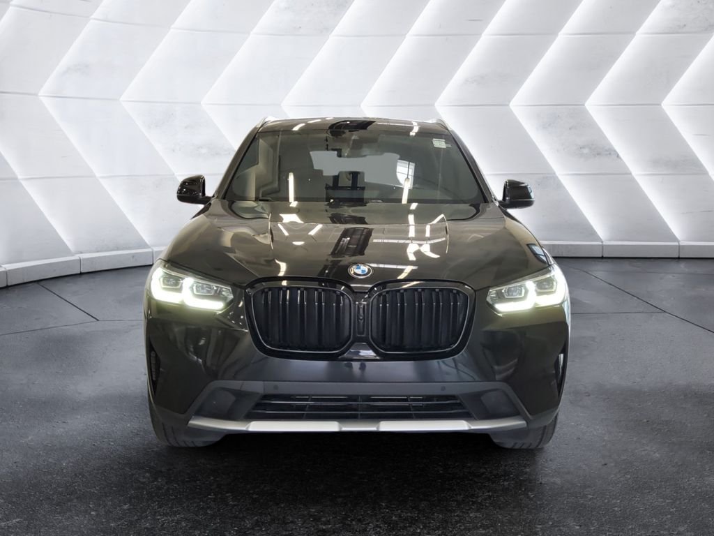 Used 2022 BMW X3 xDrive30i w/ Convenience Package AWD/4WD image 2