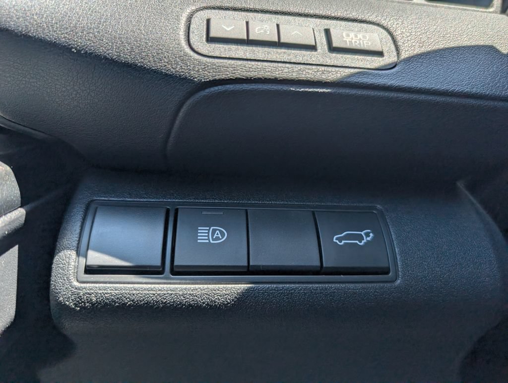 New 2026 Toyota C-HR AWD/4WD image 22
