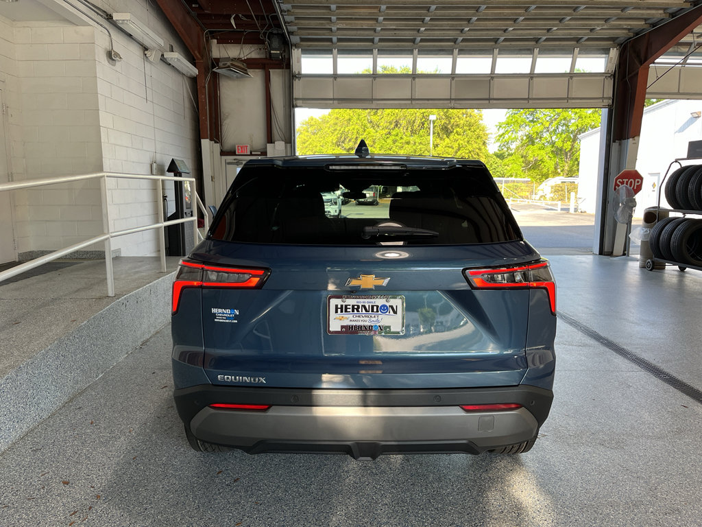New 2026 Chevrolet Equinox LT FWD image 7