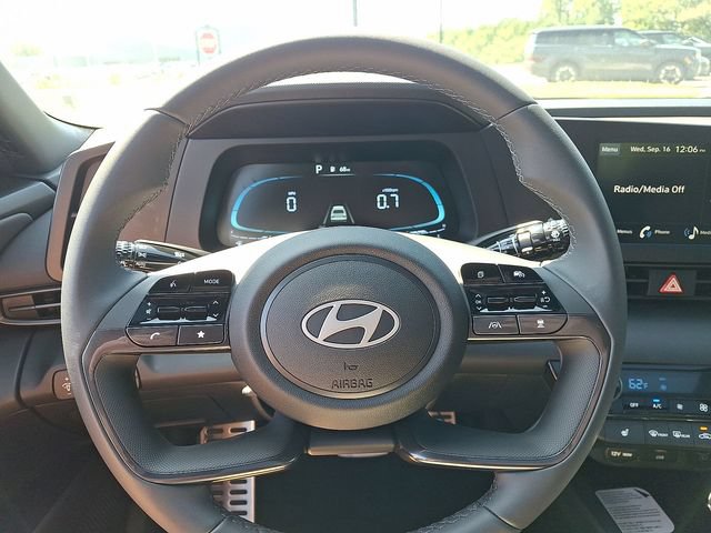 New 2026 Hyundai Elantra SEL Sport Premium FWD image 18