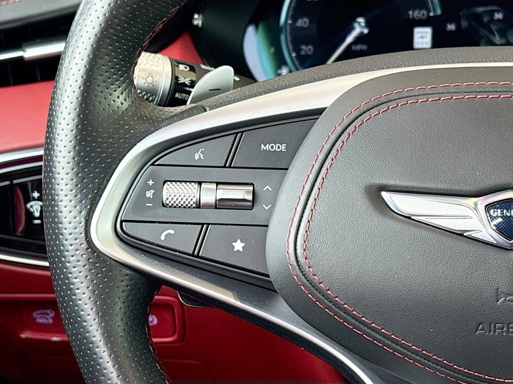 Used 2023 Genesis GV70 2.5T w/ Sport Prestige Package image 11