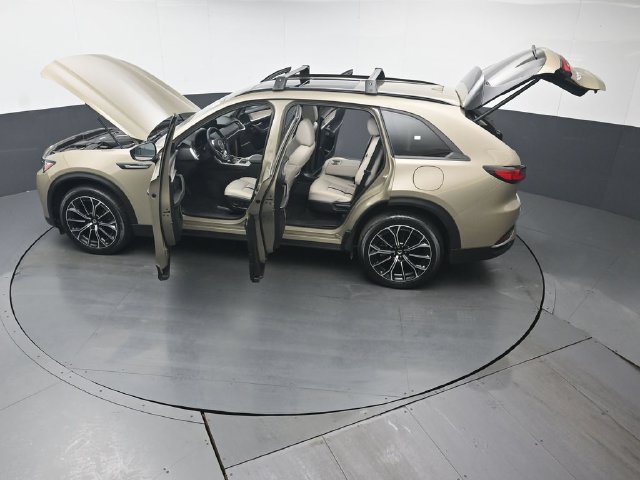 Certified 2025 MAZDA CX-70 Plug-In Hybrid w/ Premium Pkg AWD/4WD image 46
