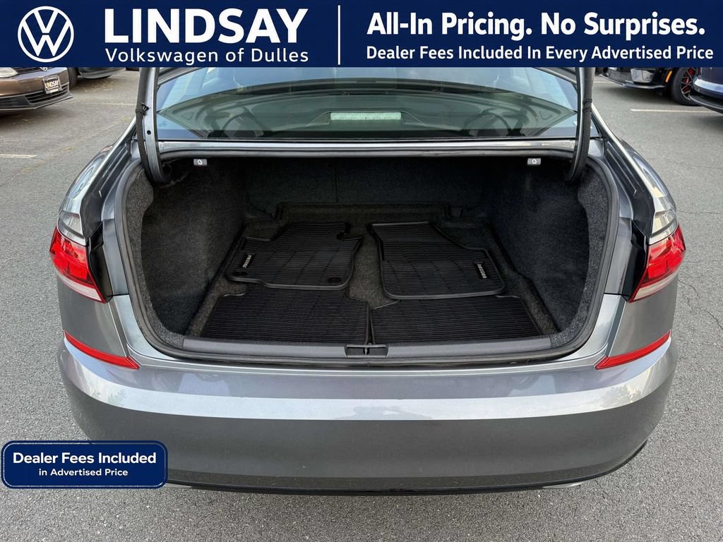 Used 2020 Volkswagen Passat 2.0T R-Line FWD image 15