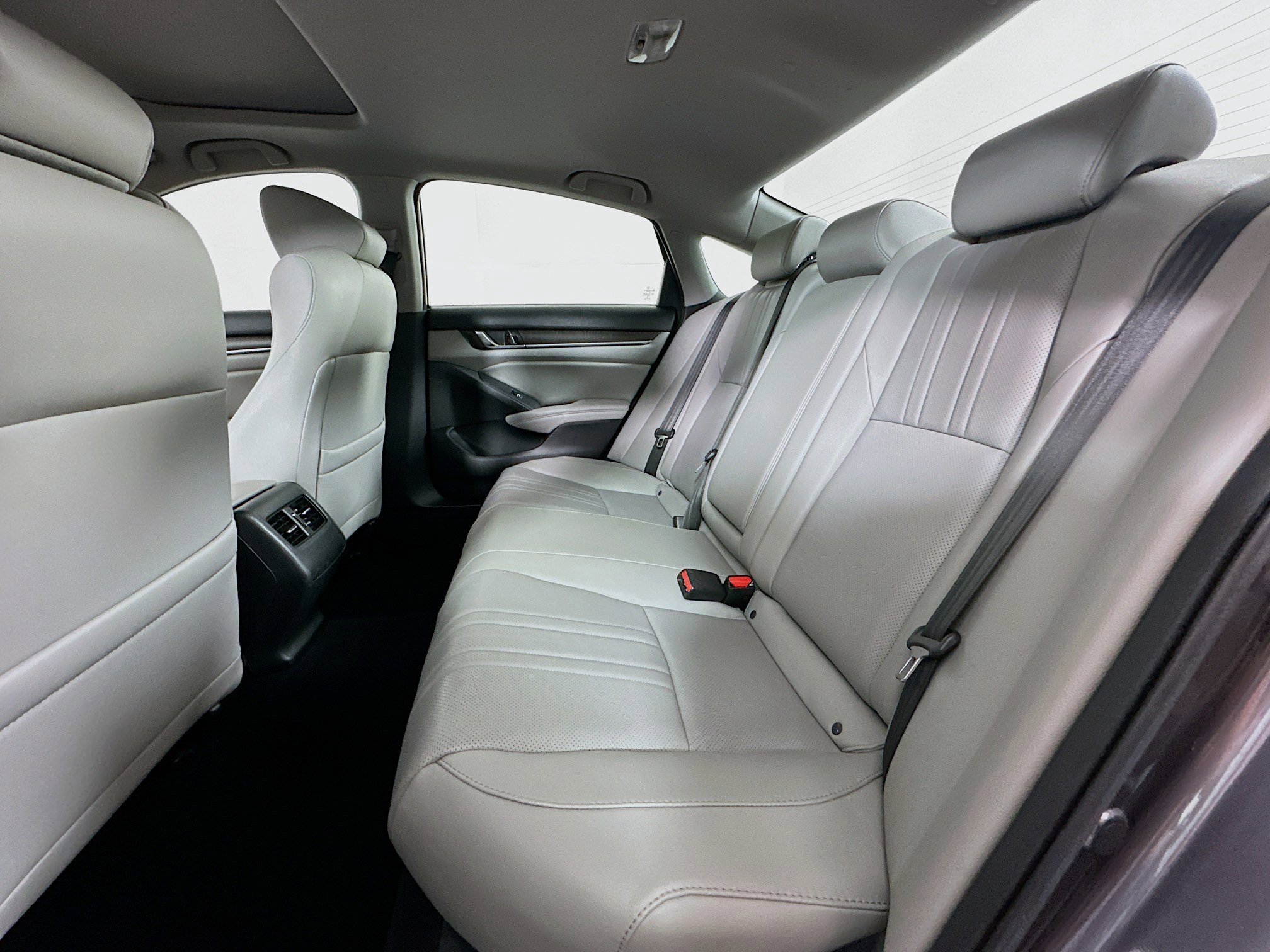 Used 2020 Honda Accord EX-L image 27