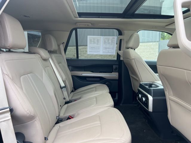 Used 2022 Ford Expedition Limited AWD/4WD image 14