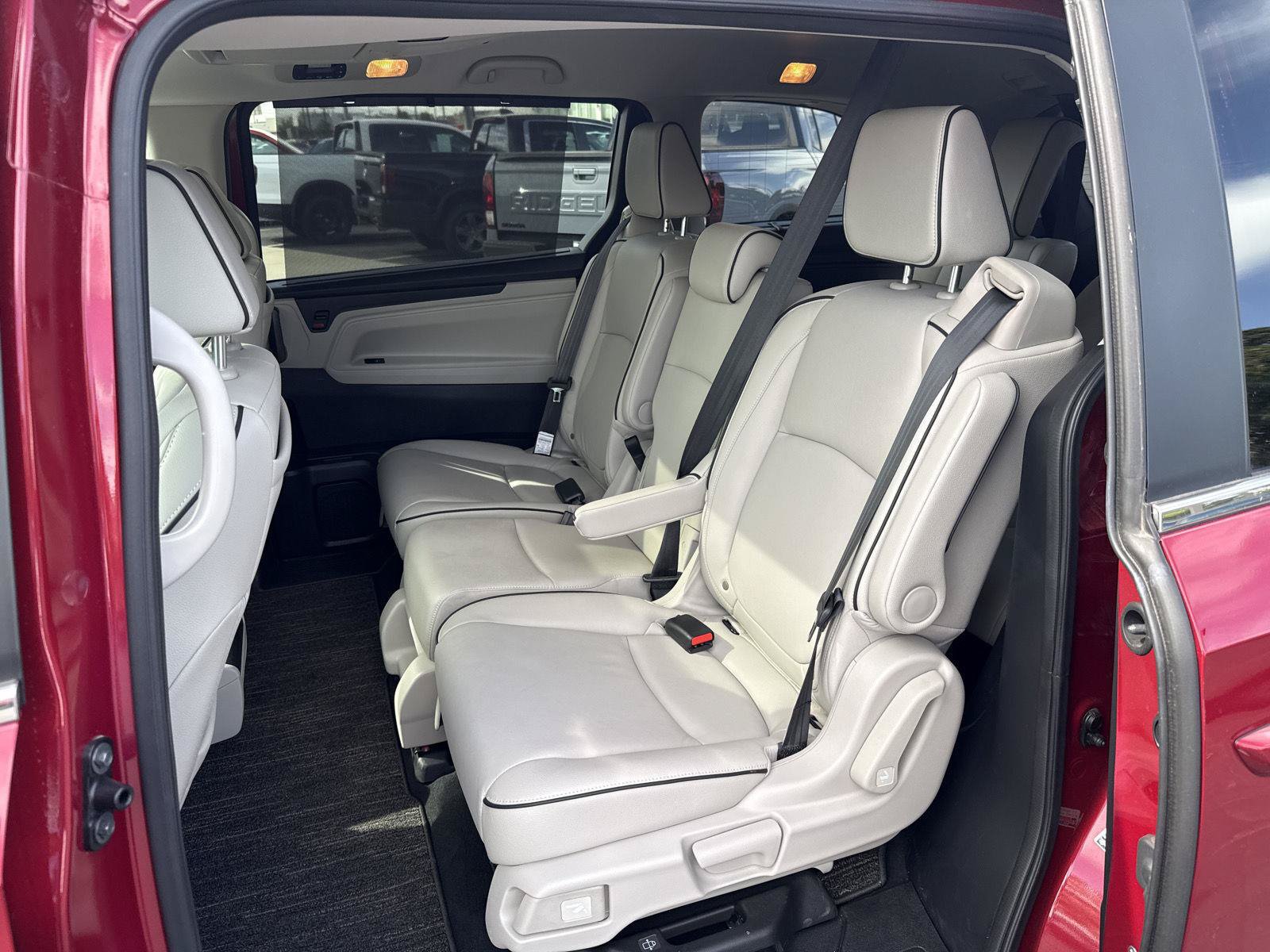 Used 2026 Honda Odyssey Touring image 19