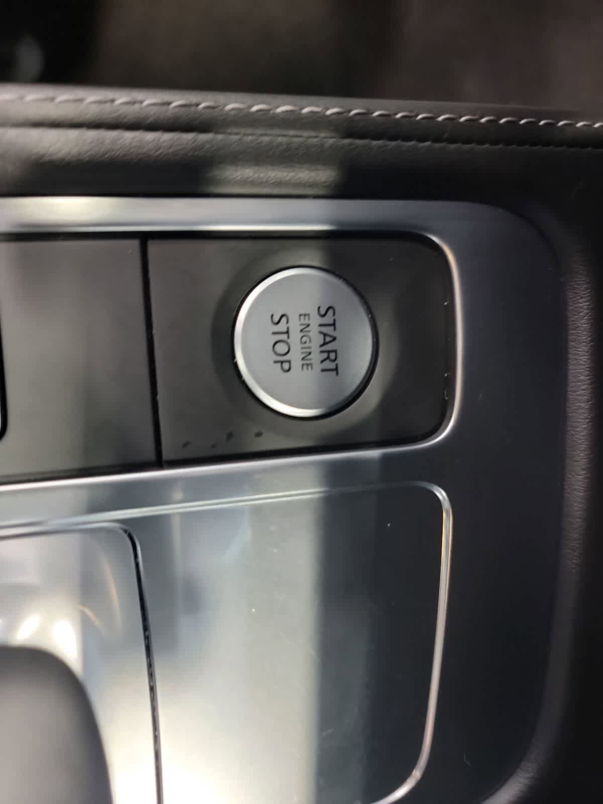 Used 2024 INFINITI QX60 Luxe AWD/4WD image 22