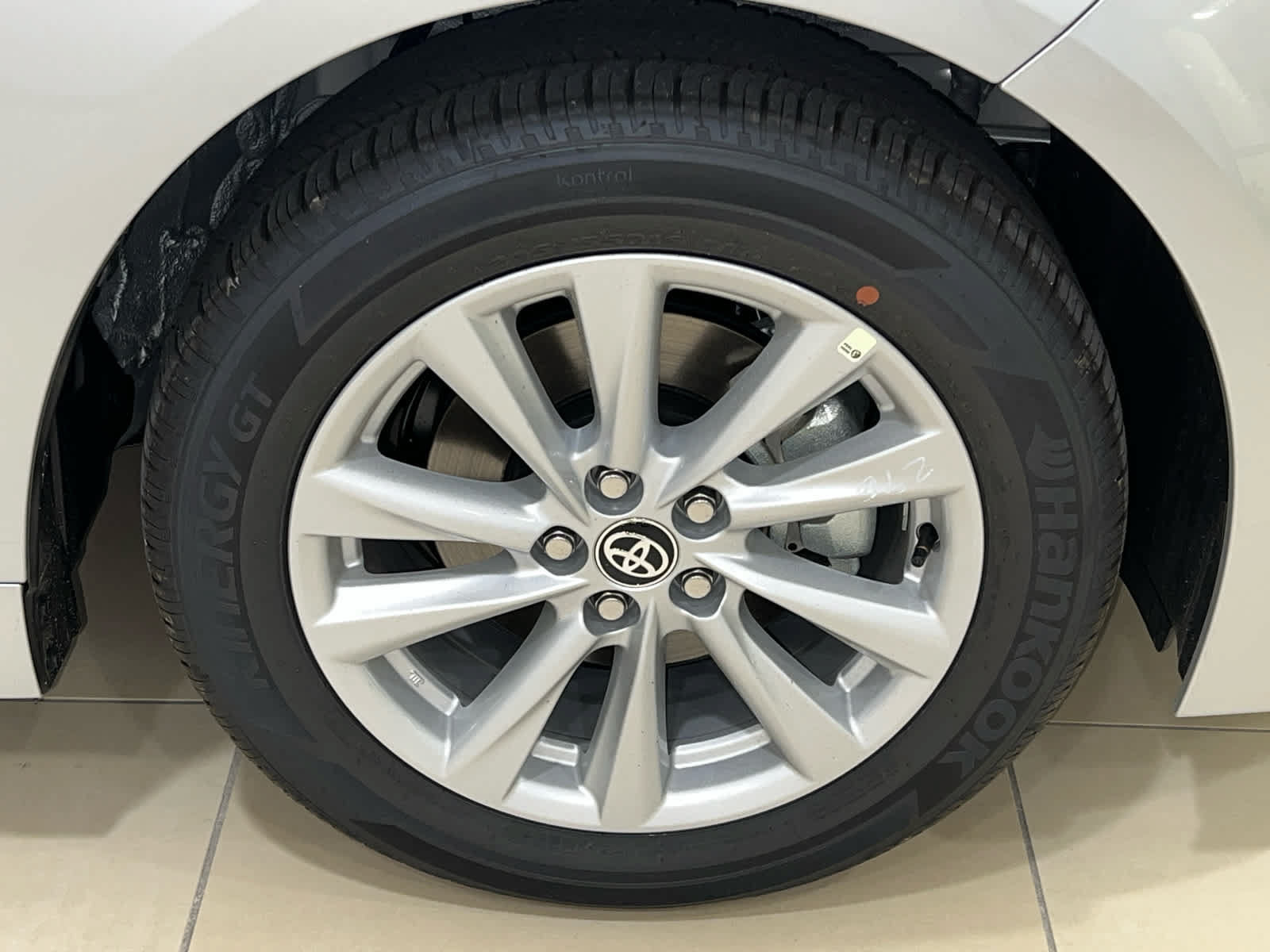 New 2026 Toyota Corolla LE w/ LE Premium Package FWD image 4