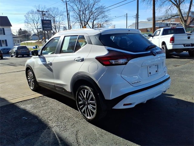 Used 2024 Nissan Kicks SV image 7