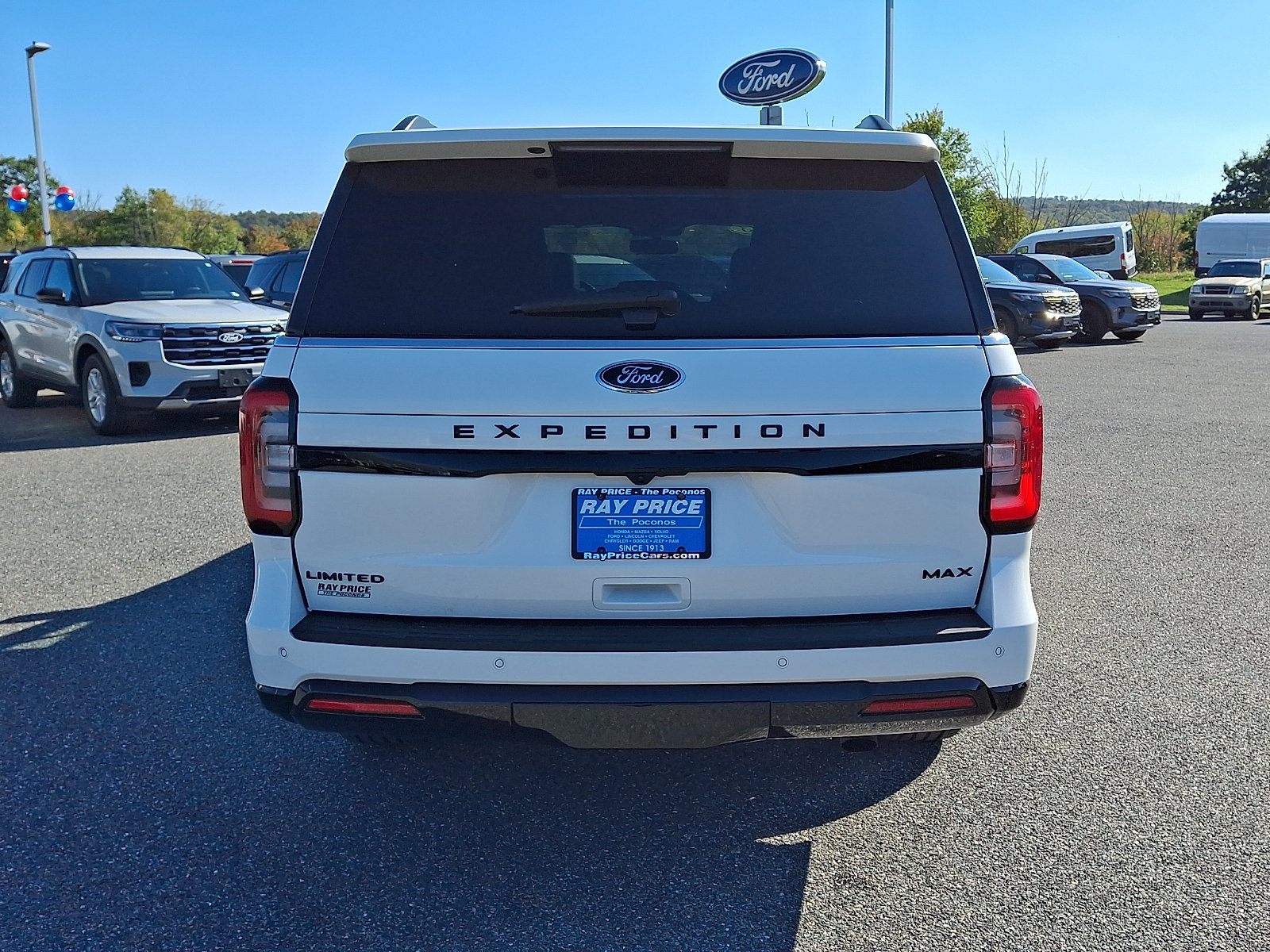 Used 2023 Ford Expedition Max Limited AWD/4WD image 6