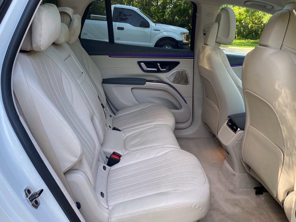 Used 2023 Mercedes-Benz EQS 450+ SUV image 18