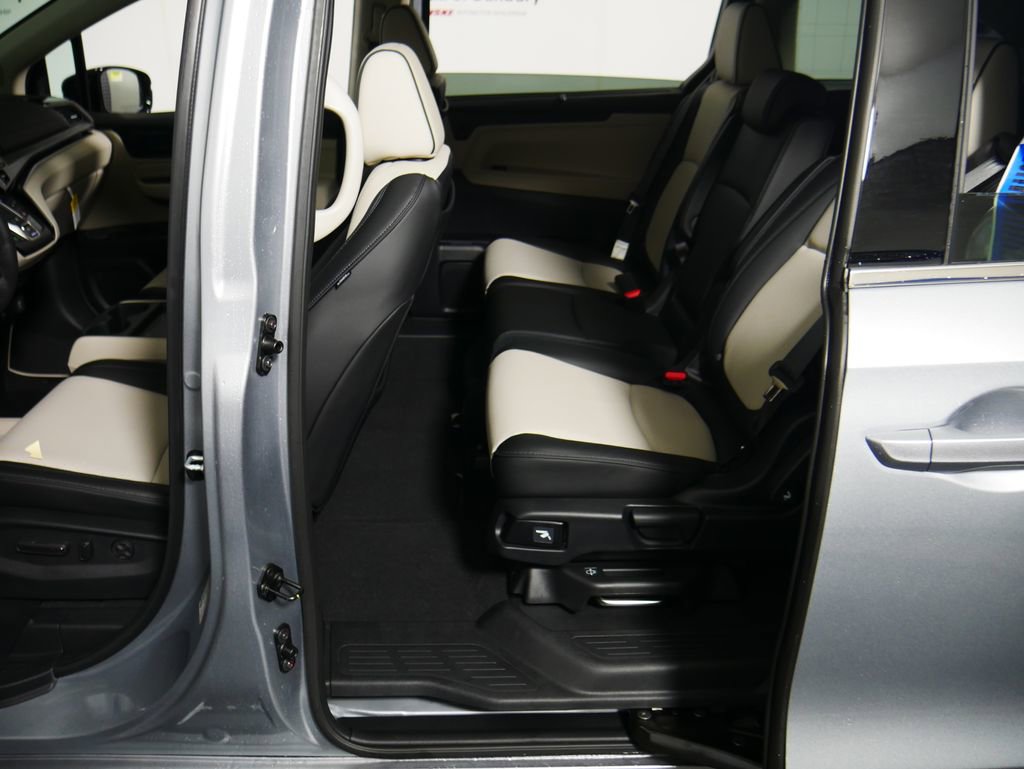 New 2026 Honda Odyssey Elite image 14