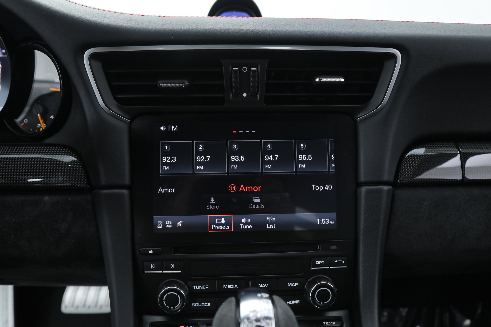 Used 2018 Porsche 911 GT2 RS image 31