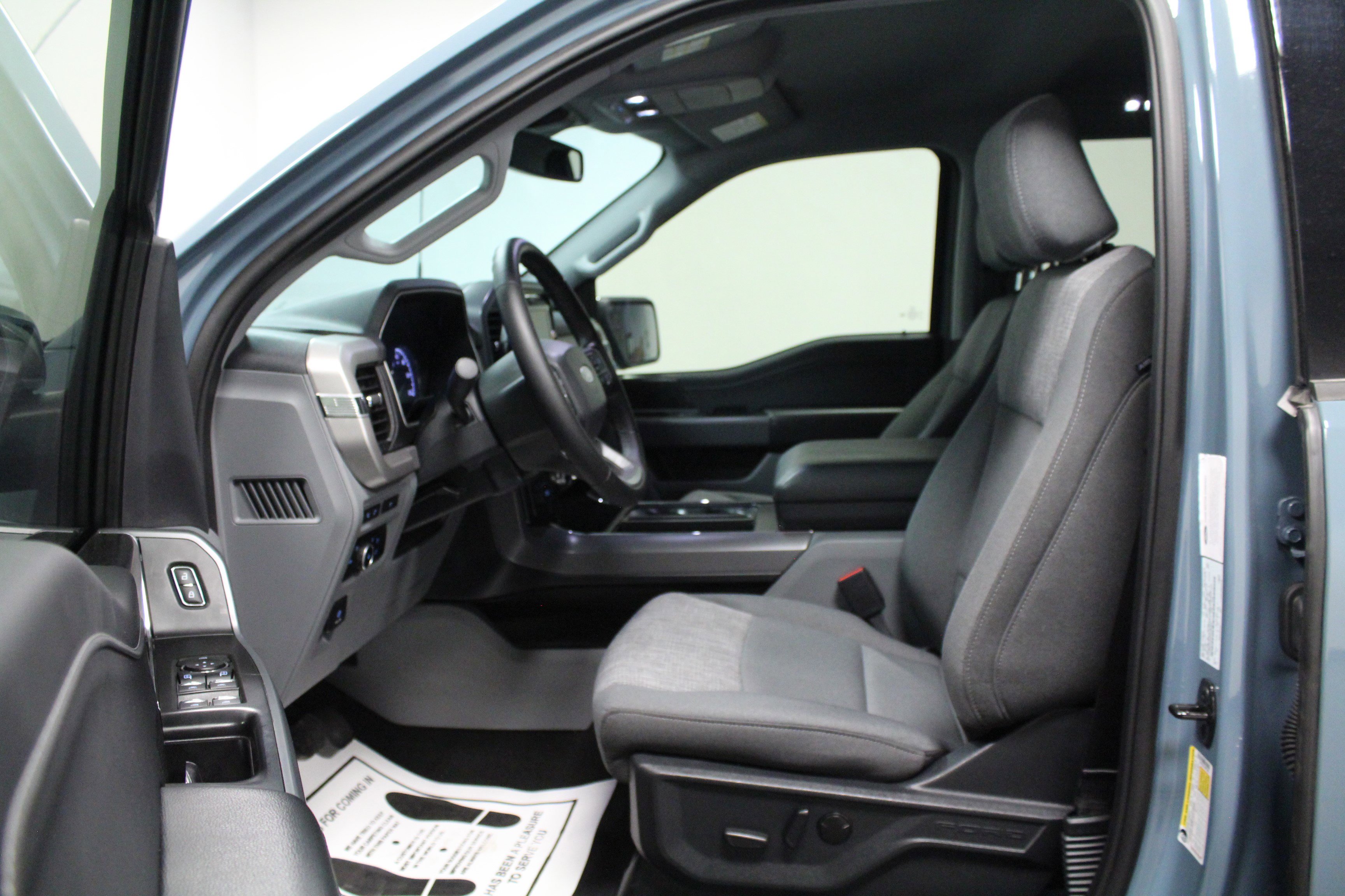 Used 2023 Ford F150 XLT w/ Equipment Group 302A High image 12