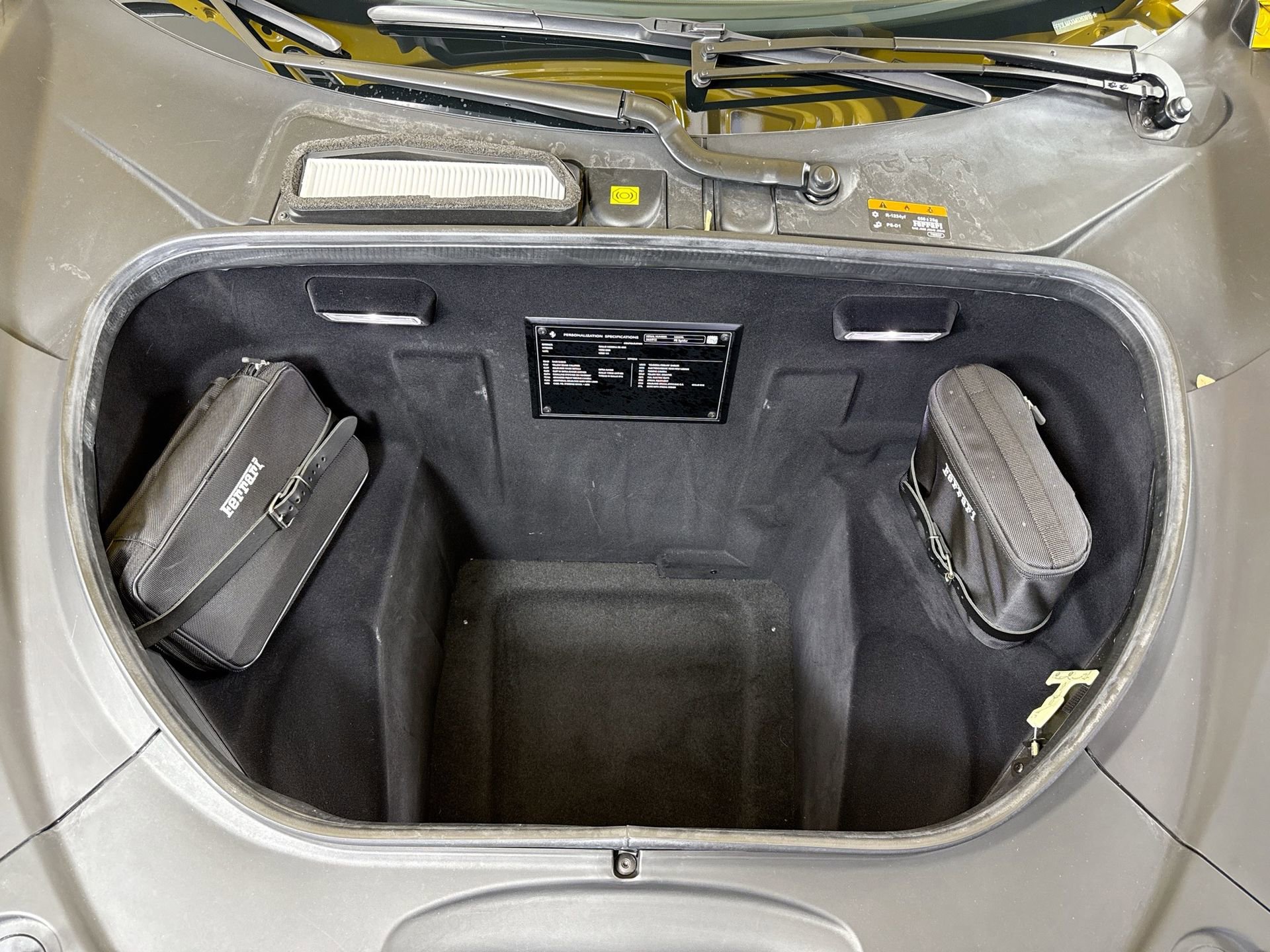 Certified 2021 Ferrari F8 Tributo image 20