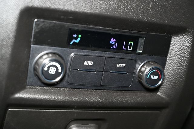 Used 2021 Chevrolet Traverse LS FWD image 45