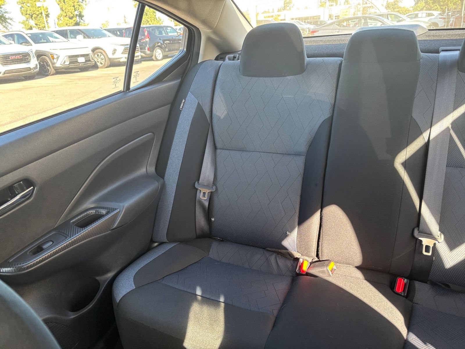 Used 2025 Nissan Versa SV FWD image 36