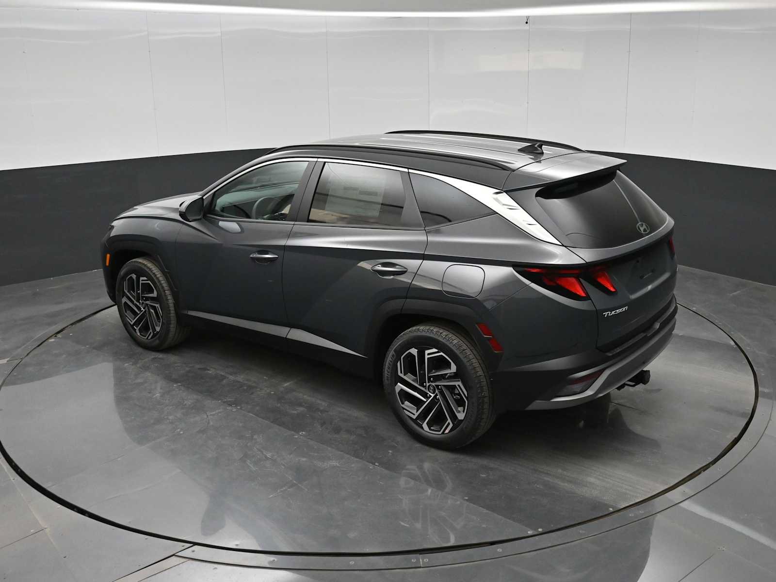 New 2026 Hyundai Tucson SEL Plus w/ Tow & Go Package AWD/4WD image 24