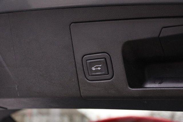 Used 2024 Cadillac XT5 Premium Luxury image 8