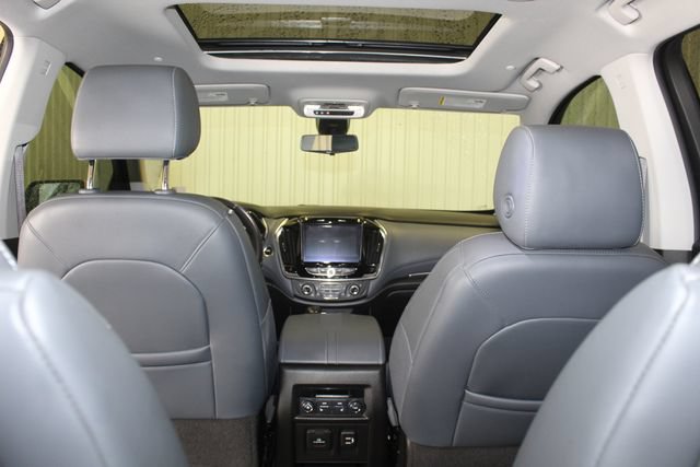 Used 2021 Chevrolet Traverse Premier w/ LPO, Floor Liner Package AWD/4WD image 20