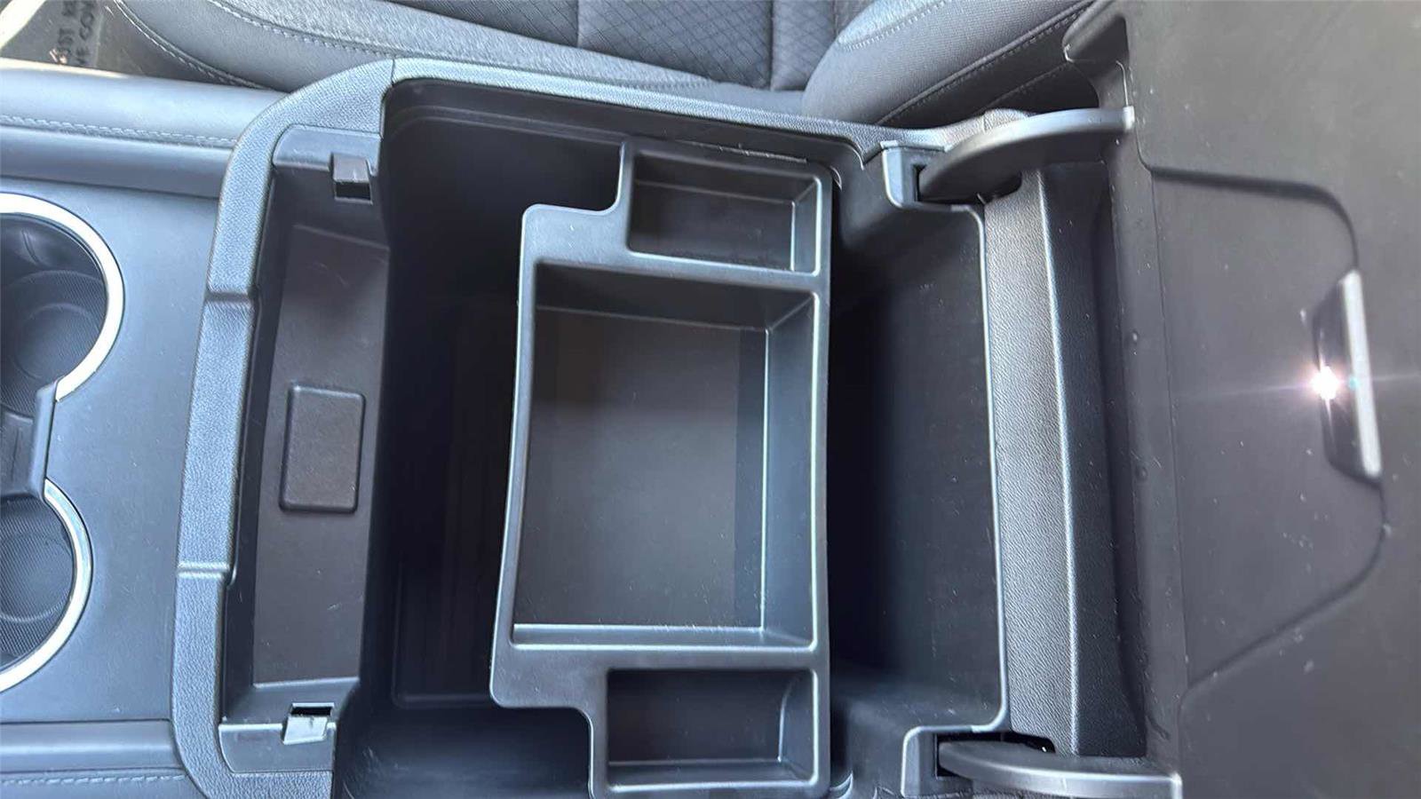 Used 2023 Chevrolet Tahoe LS image 21