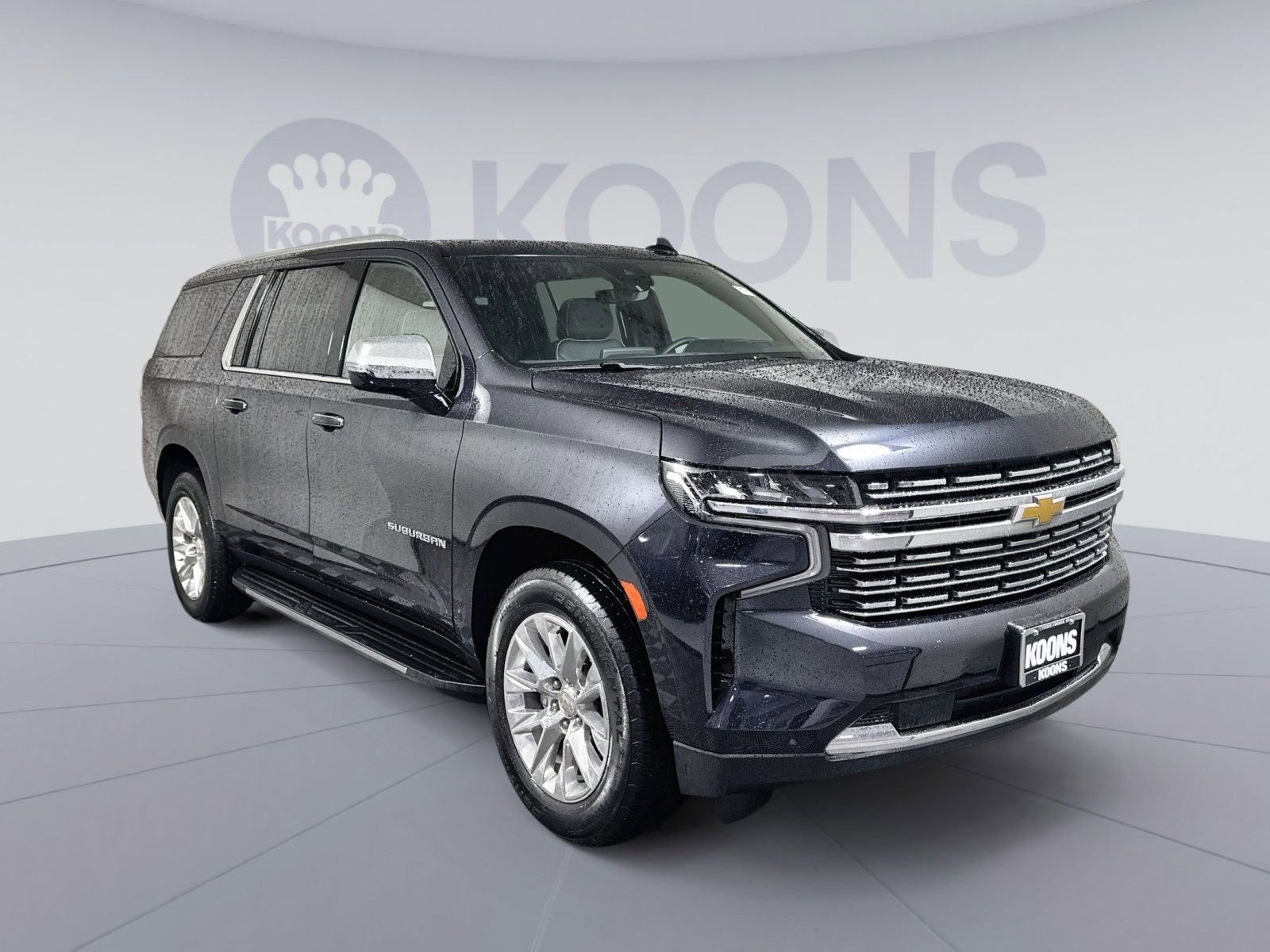Used 2023 Chevrolet Suburban Premier image 10
