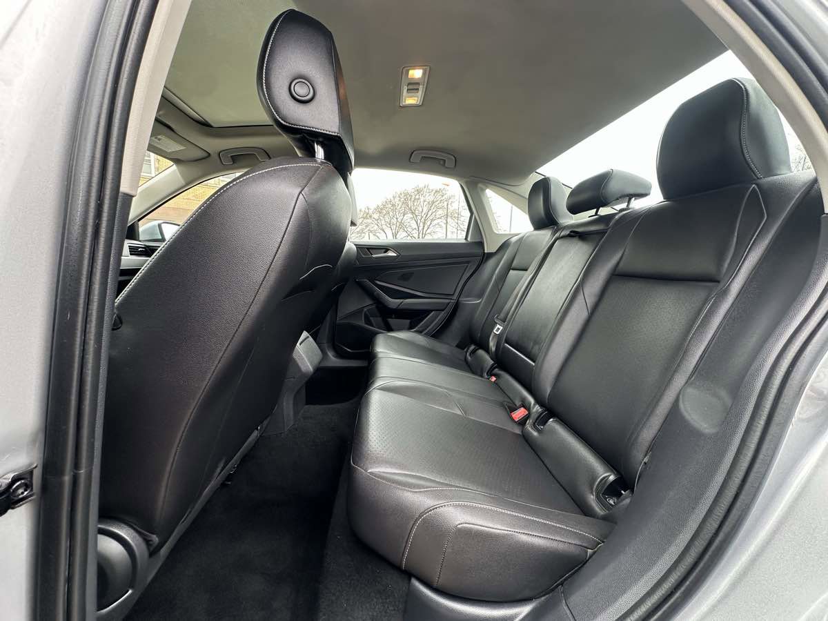 Used 2019 Volkswagen Jetta S image 19