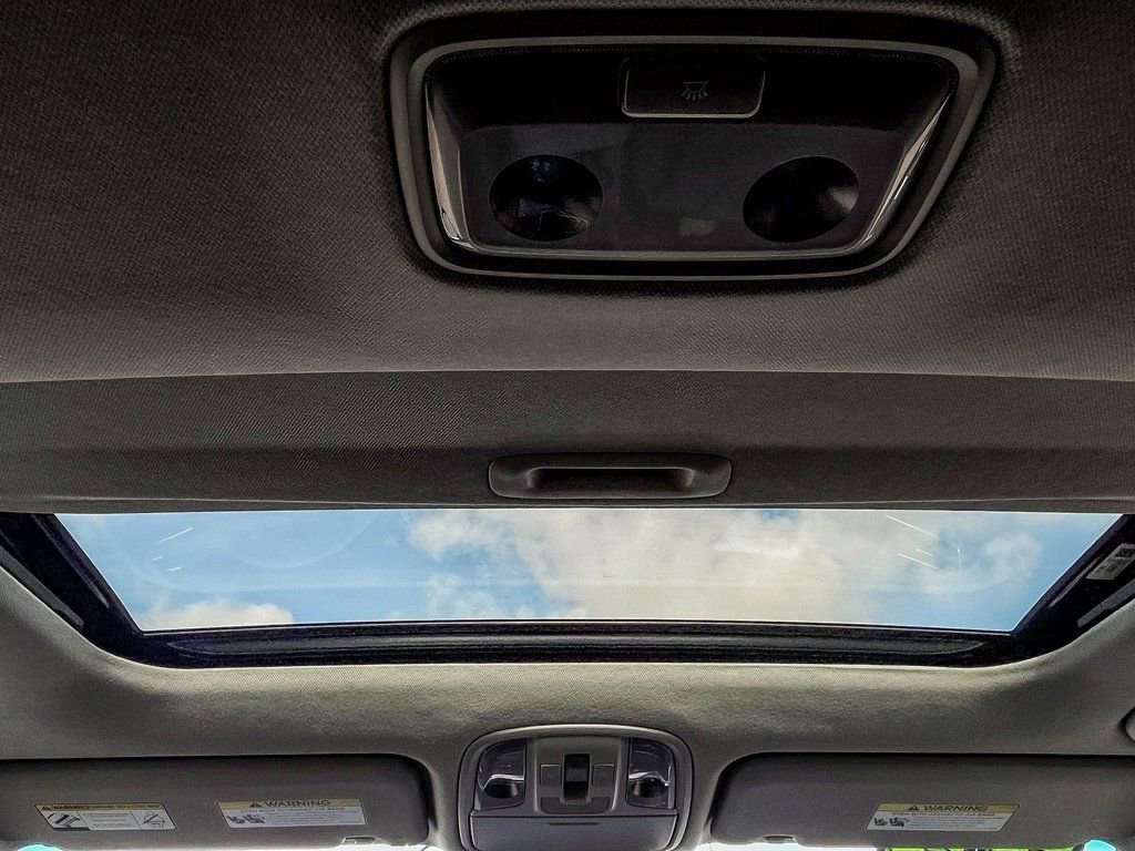 Used 2022 Kia Niro EX Premium image 32