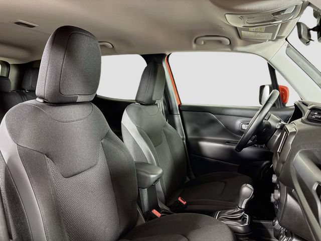Used 2019 Jeep Renegade Altitude w/ Quick Order Package 2XM AWD/4WD image 28