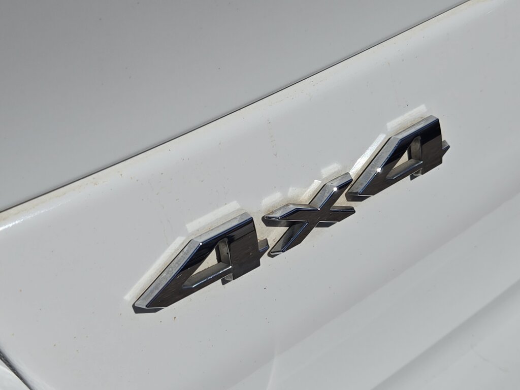 Used 2023 Jeep Grand Cherokee Limited AWD/4WD image 12