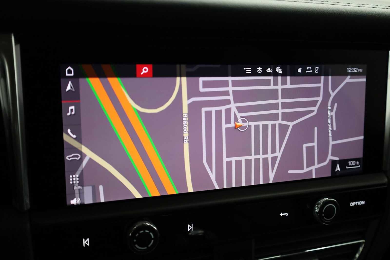 New 2026 Porsche Macan S image 33