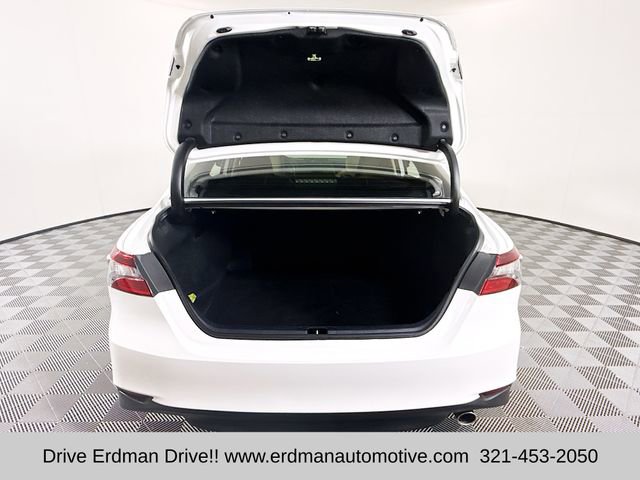 Used 2023 Toyota Camry LE image 34